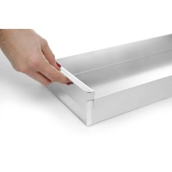 Cepšanas paplāte ar noņemamu sānu paneli 580x200x(H)50mm