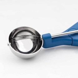 Tērauda saldējuma kausiņa  ar plastmasas rokturi 1/30