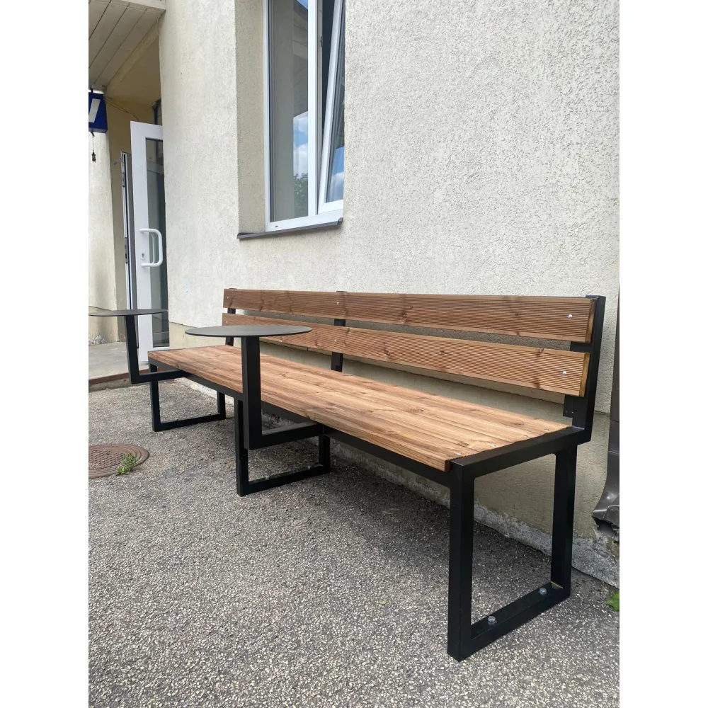 Āra soliņš ar piestiprinātiem galdiņiem (PR-SOLS)