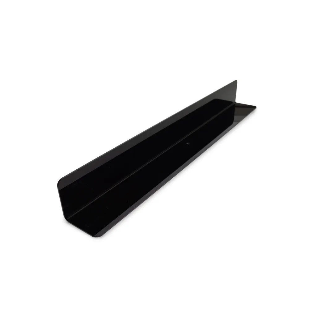 L veida starplika no polimetilmetakrilāta (pleksiglāsa) 6565 – 580x65x65mm, melna (A00021184)