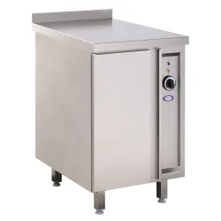 Karstais skapis ar veramām durvīm 750 x 600 mm