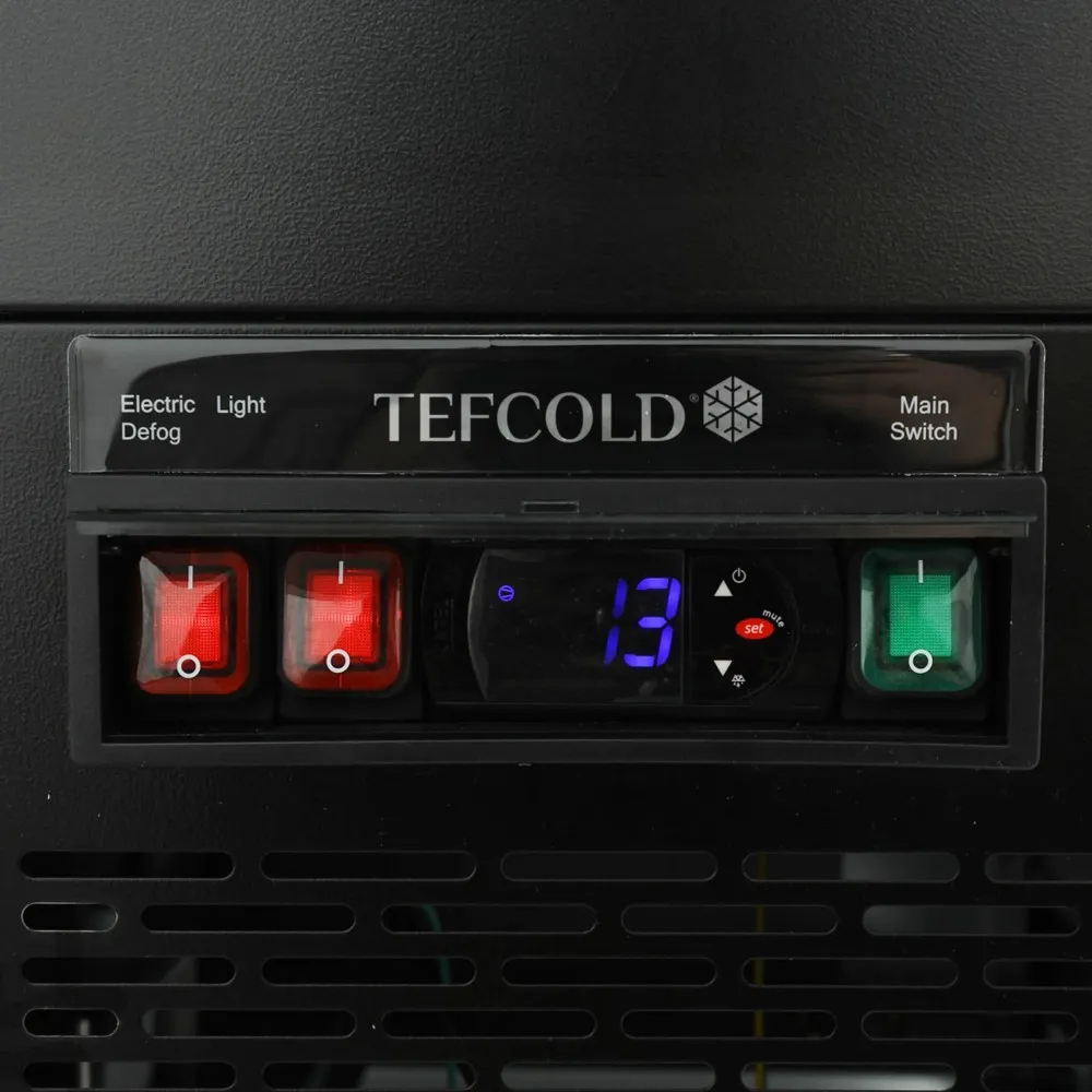 Konditorejas vitrīna ar 3 plauktiem CTF90B (PDA3-CTF90B-1)